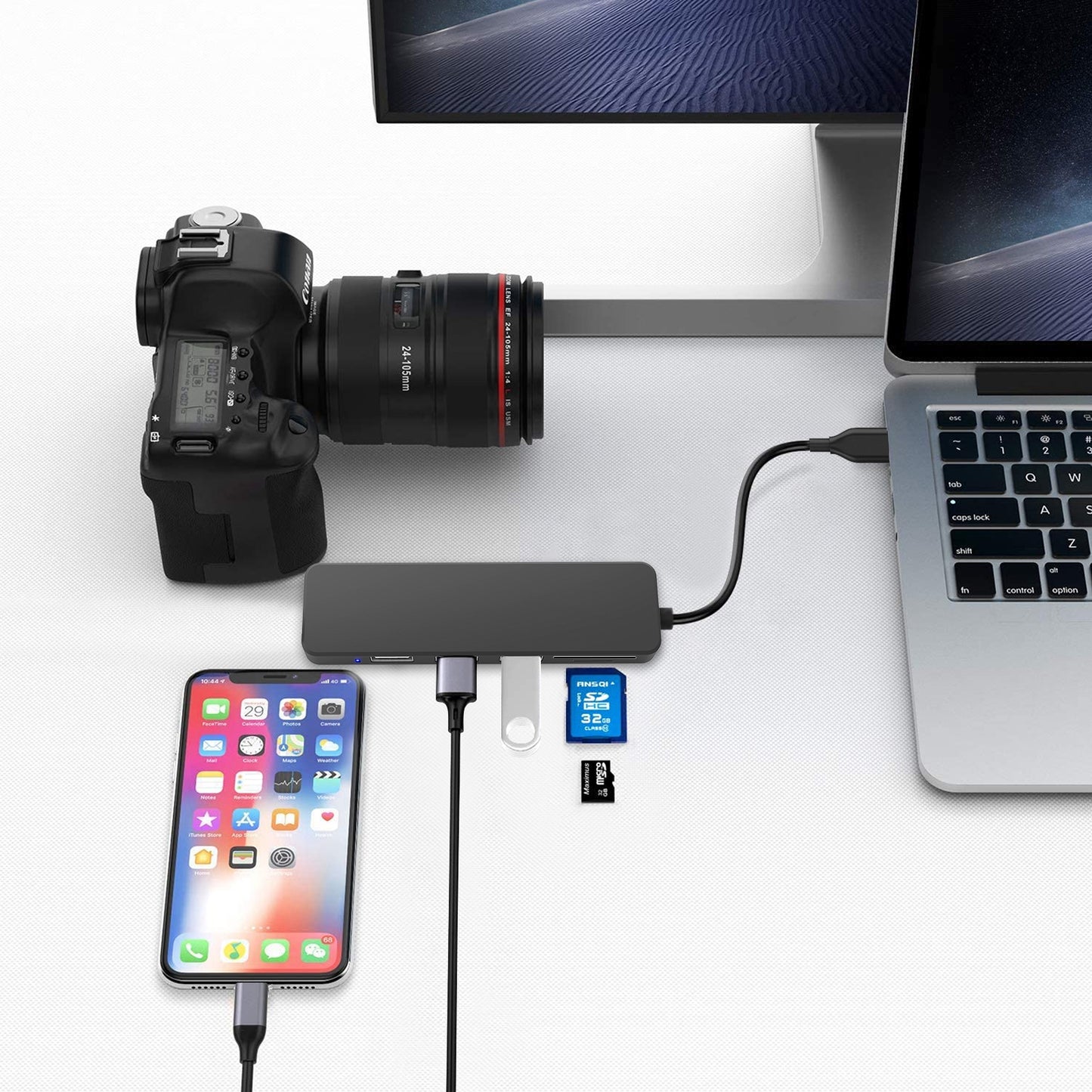 3 Port USB2.0 Hub with SD/microSD Card Reader - 3x USB-A & 1x SD + 1x microSD Slot